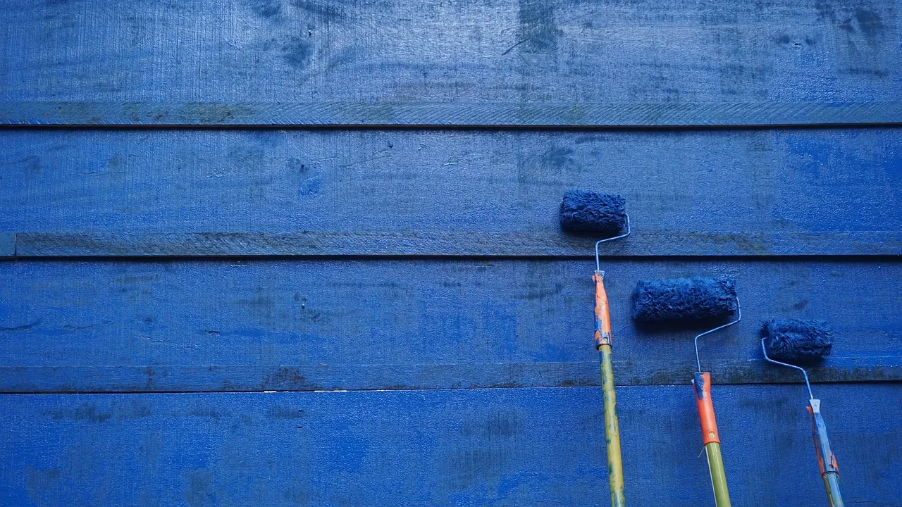 paint roller wall