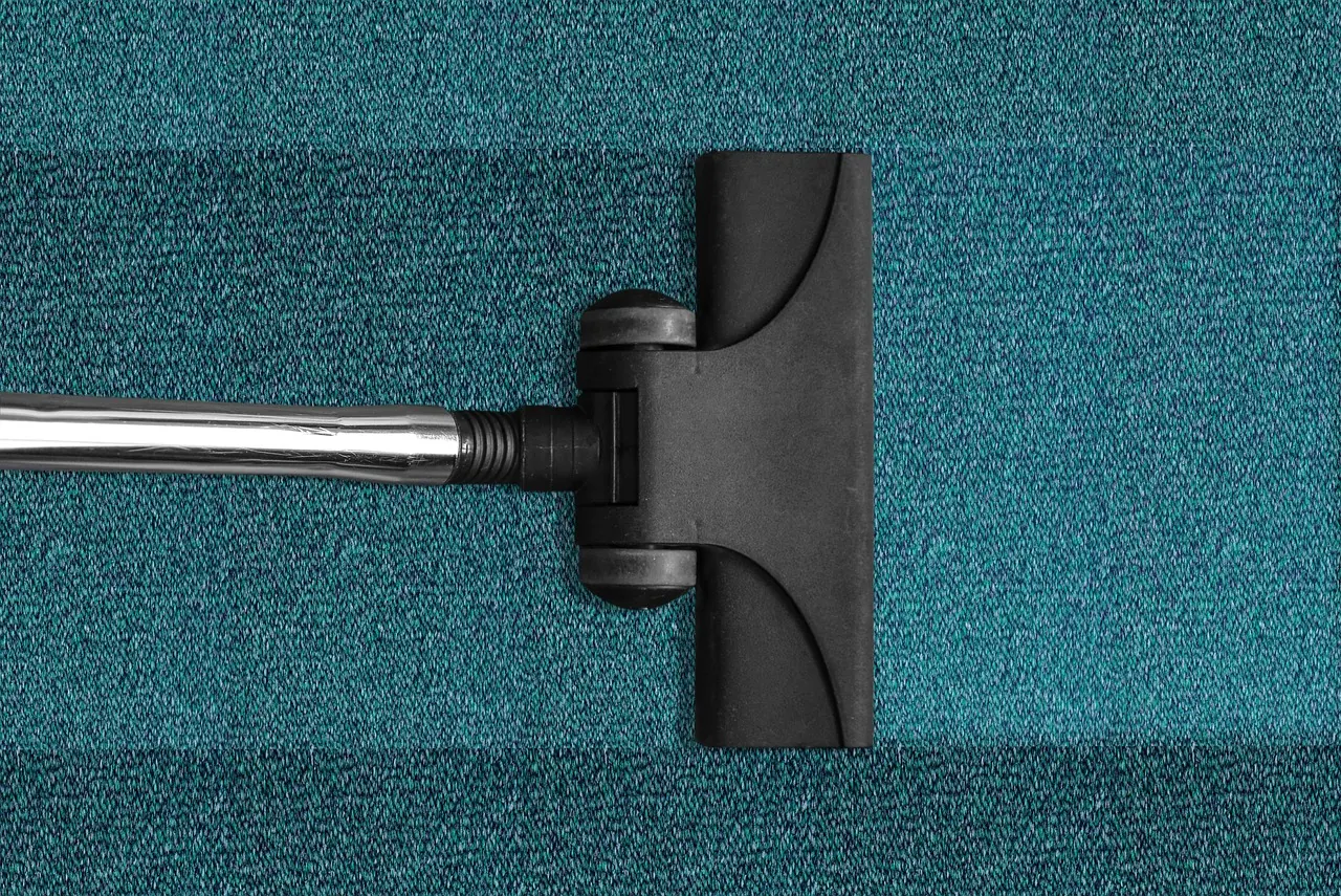 pool cleaning equipment